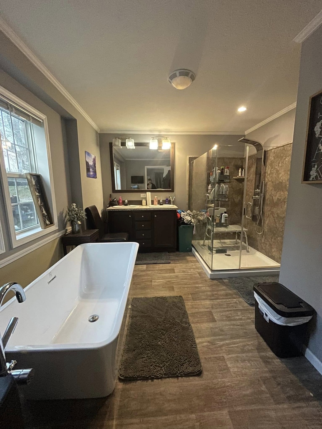 The same master bathroom spotless after a Jodec deep clean